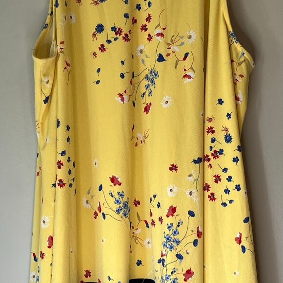 Charter Club Yellow / Navy Blue Floral Halter Tank Top Size 1X - Picture 11 of 13